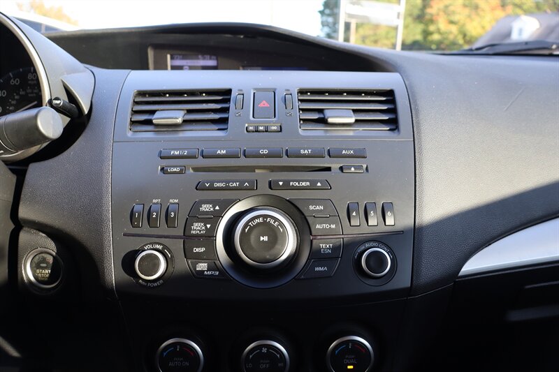 2013 Mazda Mazda3 i Touring - Photo 26 - Hickory, NC 28601