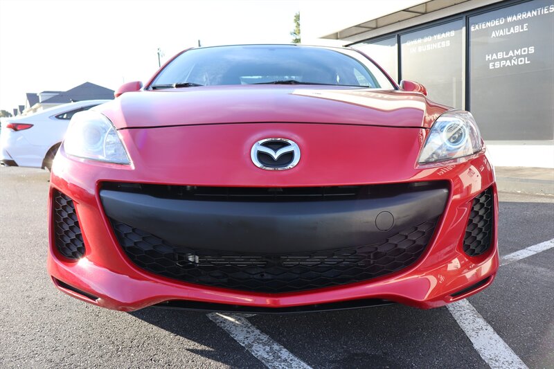 2013 Mazda Mazda3 i Touring - Photo 6 - Hickory, NC 28601