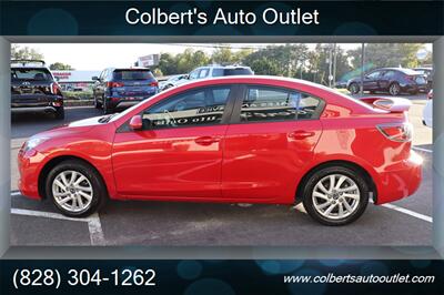 2013 Mazda Mazda3 i Touring - Photo 11 - Hickory, NC 28601