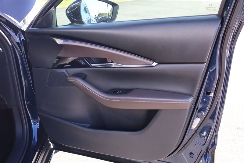 2021 Mazda CX-30 Premium - Photo 8 - Hickory, NC 28601