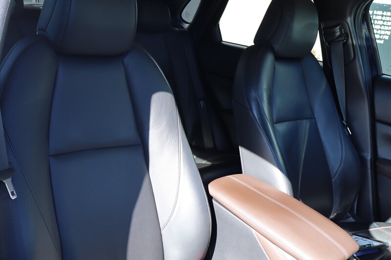 2021 Mazda CX-30 Premium - Photo 10 - Hickory, NC 28601