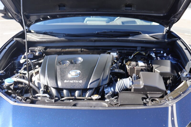 2021 Mazda CX-30 Premium - Photo 7 - Hickory, NC 28601