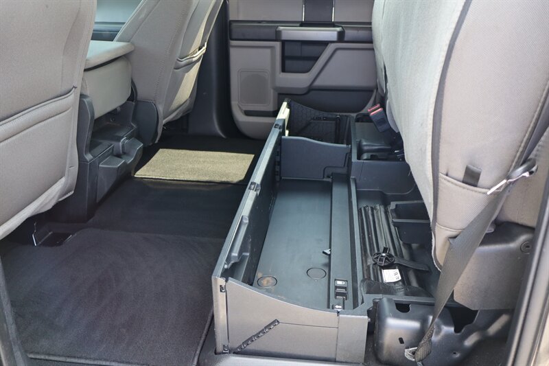 2020 Ford F-250 Super Duty XLT - Photo 17 - Hickory, NC 28601