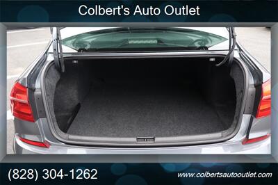 2016 Volkswagen Passat 1.8T SE   - Photo 12 - Hickory, NC 28601