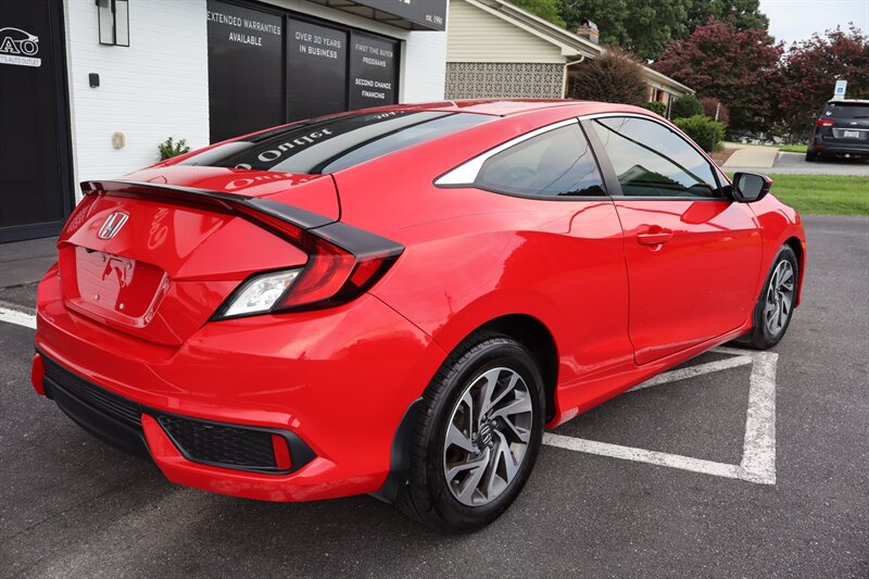 2019 Honda Civic LX - Photo 3 - Hickory, NC 28601