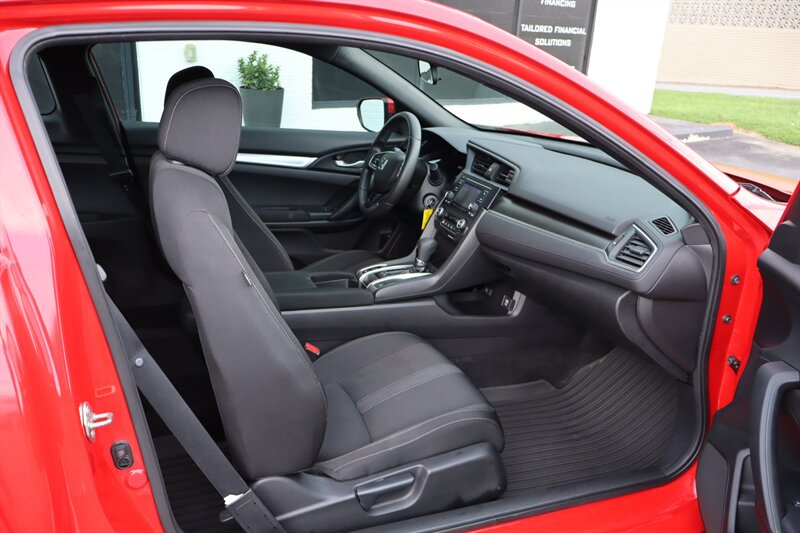 2019 Honda Civic LX - Photo 12 - Hickory, NC 28601