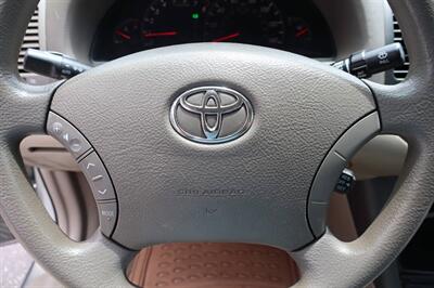 2005 Toyota Camry Standard 4dr Sedan   - Photo 21 - Hickory, NC 28601