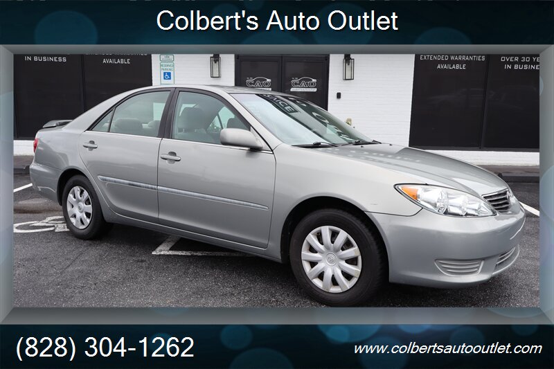 2005 Toyota Camry Standard 4dr Sedan   - Photo 1 - Hickory, NC 28601