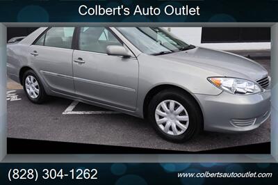 2005 Toyota Camry Standard 4dr Sedan Sedan