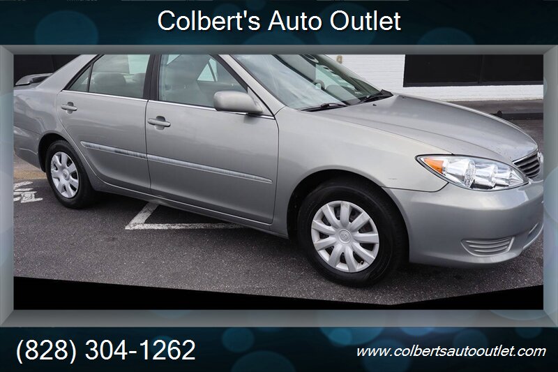 2005 Toyota Camry FWD