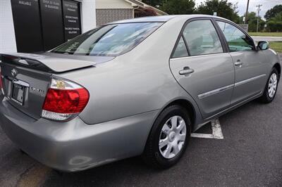 2005 Toyota Camry Standard 4dr Sedan   - Photo 11 - Hickory, NC 28601