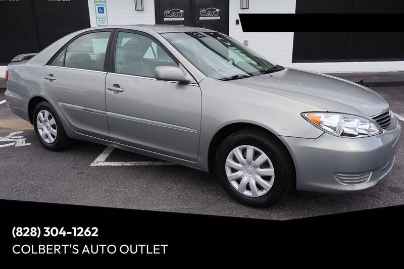 2005 Toyota Camry Standard 4dr Sedan   - Photo 1 - Hickory, NC 28601