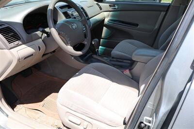 2005 Toyota Camry Standard 4dr Sedan   - Photo 31 - Hickory, NC 28601