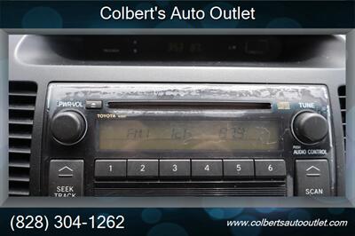 2005 Toyota Camry Standard 4dr Sedan - Photo 20 - Hickory, NC 28601