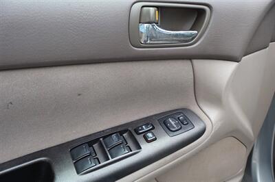 2005 Toyota Camry Standard 4dr Sedan   - Photo 20 - Hickory, NC 28601