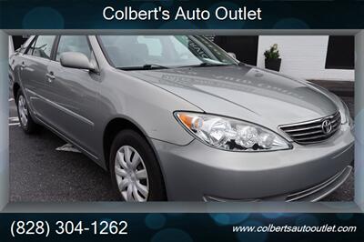2005 Toyota Camry Standard 4dr Sedan - Photo 2 - Hickory, NC 28601