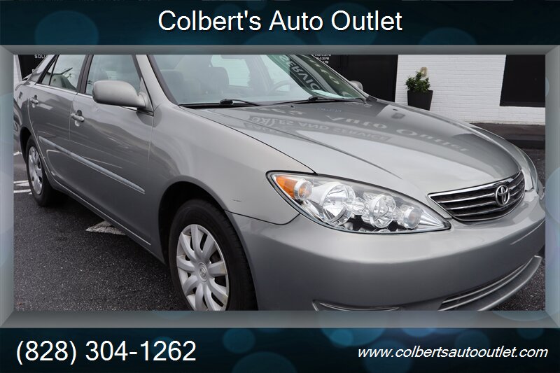 2005 Toyota Camry Standard 4dr Sedan - Photo 2 - Hickory, NC 28601