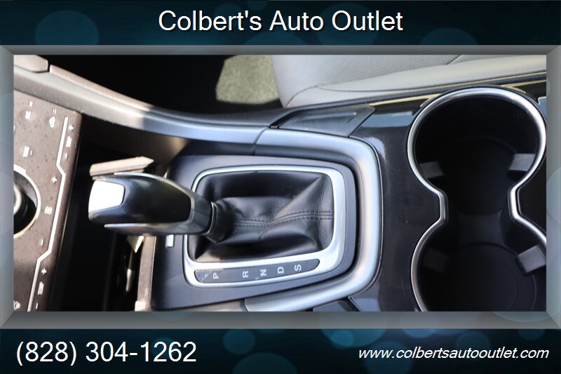 2015 Ford Fusion Titanium - Photo 26 - Hickory, NC 28601