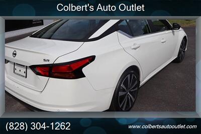 2021 Nissan Altima 2.5 SR 4dr Sedan   - Photo 8 - Hickory, NC 28601