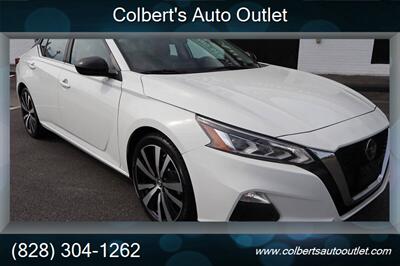 2021 Nissan Altima 2.5 SR 4dr Sedan   - Photo 2 - Hickory, NC 28601