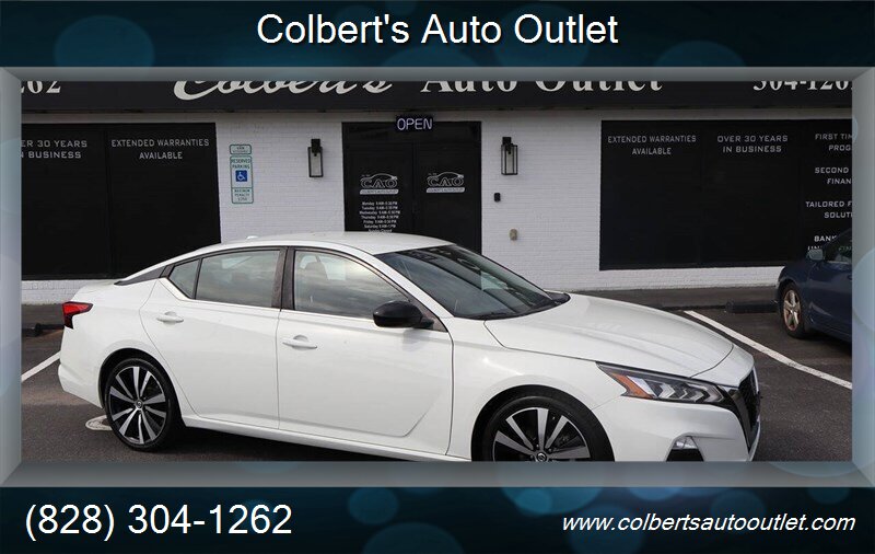 2021 Nissan Altima 2.5 SR 4dr Sedan   - Photo 1 - Hickory, NC 28601