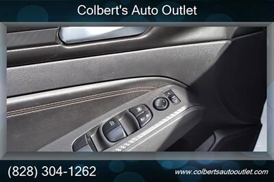2021 Nissan Altima 2.5 SR 4dr Sedan   - Photo 18 - Hickory, NC 28601