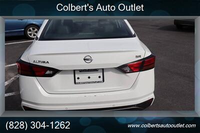 2021 Nissan Altima 2.5 SR 4dr Sedan   - Photo 7 - Hickory, NC 28601