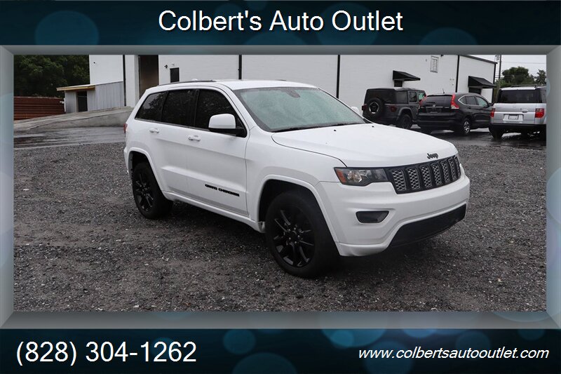 2018 Jeep Grand Cherokee Altitude 4x4 4dr SUV - Photo 3 - Hickory, NC 28601
