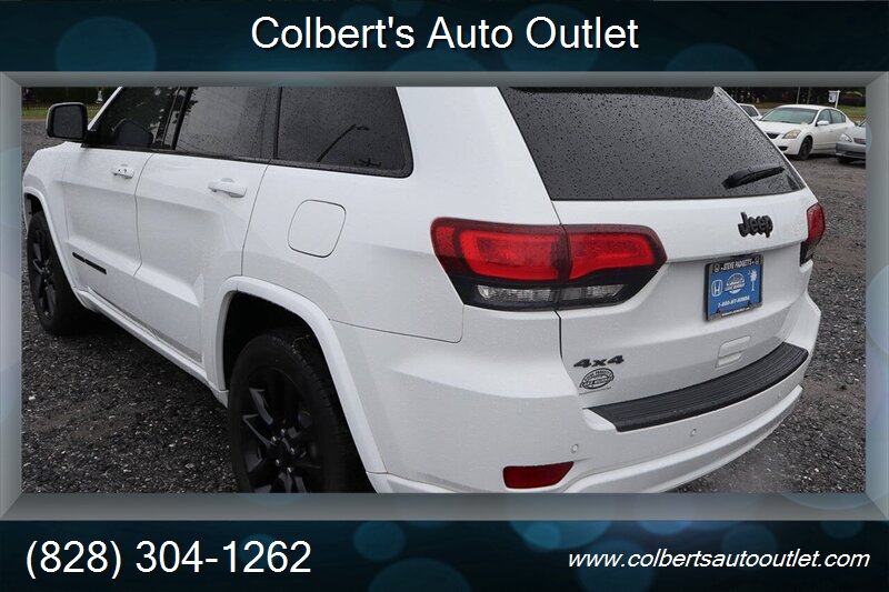 2018 Jeep Grand Cherokee Altitude 4x4 4dr SUV - Photo 6 - Hickory, NC 28601