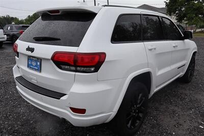 2018 Jeep Grand Cherokee Altitude 4x4 4dr SUV   - Photo 7 - Hickory, NC 28601