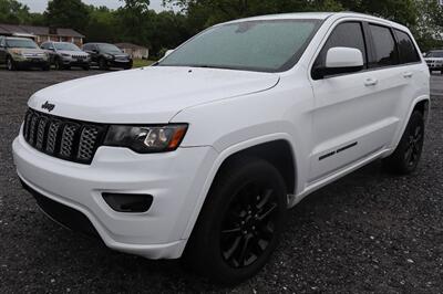 2018 Jeep Grand Cherokee Altitude 4x4 4dr SUV   - Photo 5 - Hickory, NC 28601