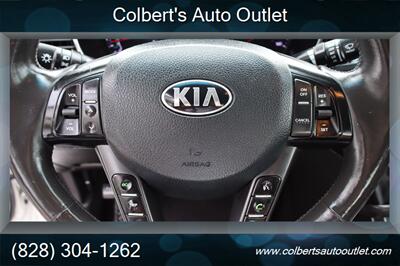 2013 Kia Optima Hybrid EX   - Photo 22 - Hickory, NC 28601