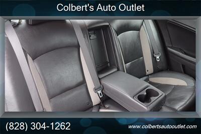 2013 Kia Optima Hybrid EX   - Photo 18 - Hickory, NC 28601