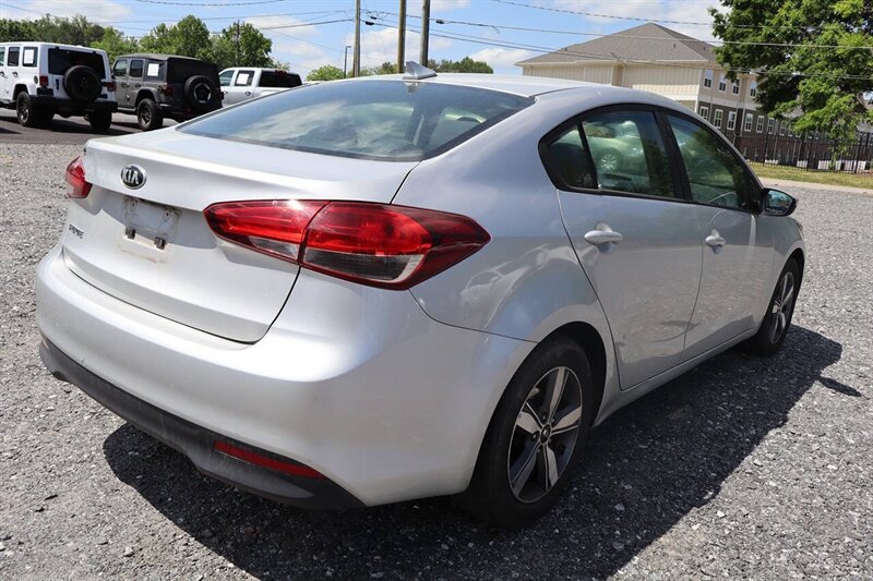 2018 Kia Forte LX 4dr Sedan 6A - Photo 36 - Hickory, NC 28601