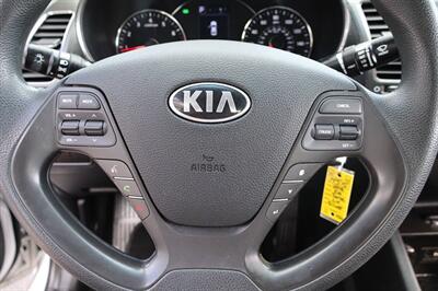 2018 Kia Forte LX 4dr Sedan 6A - Photo 22 - Hickory, NC 28601