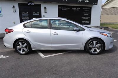 2018 Kia Forte LX 4dr Sedan 6A - Photo 9 - Hickory, NC 28601