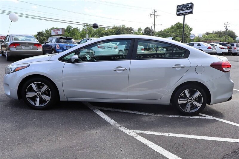 2018 Kia Forte LX 4dr Sedan 6A - Photo 5 - Hickory, NC 28601