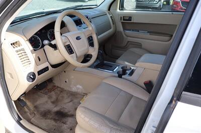 2011 Ford Escape XLT 4dr SUV   - Photo 31 - Hickory, NC 28601