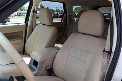 2011 Ford Escape XLT 4dr SUV   - Photo 12 - Hickory, NC 28601