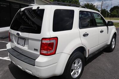 2011 Ford Escape XLT 4dr SUV   - Photo 8 - Hickory, NC 28601