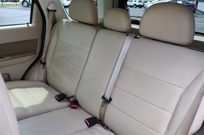 2011 Ford Escape XLT 4dr SUV   - Photo 14 - Hickory, NC 28601