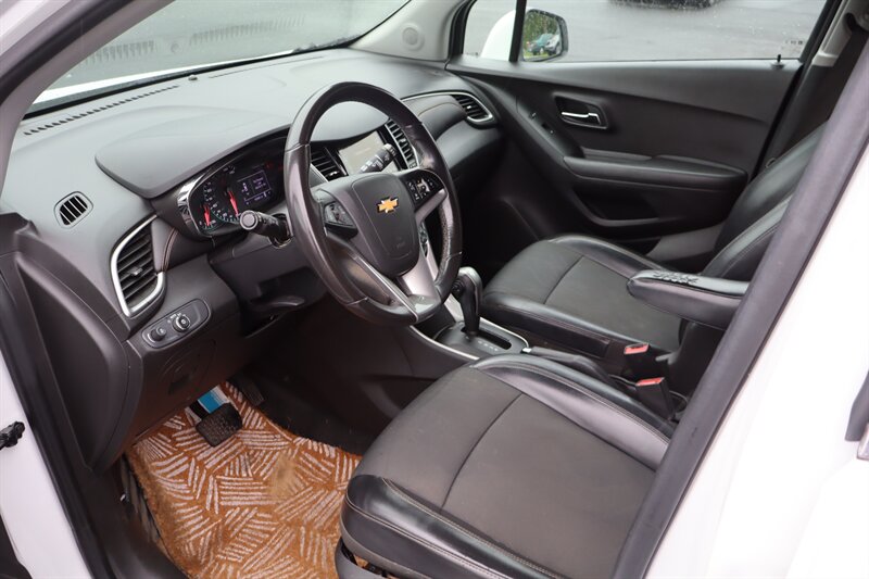 2019 Chevrolet Trax LT - Photo 7 - Hickory, NC 28601