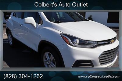 2019 Chevrolet Trax LT - Photo 2 - Hickory, NC 28601