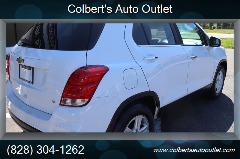 2019 Chevrolet Trax LT - Photo 8 - Hickory, NC 28601
