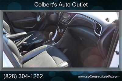 2019 Chevrolet Trax LT - Photo 18 - Hickory, NC 28601