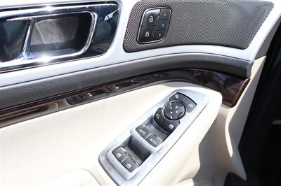 2014 Ford Explorer Limited 4dr SUV - Photo 22 - Hickory, NC 28601