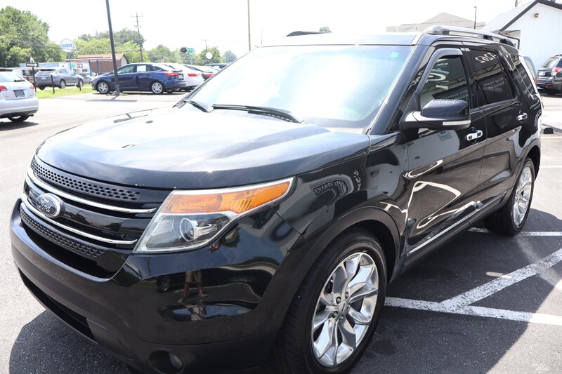 2014 Ford Explorer Limited 4dr SUV - Photo 34 - Hickory, NC 28601