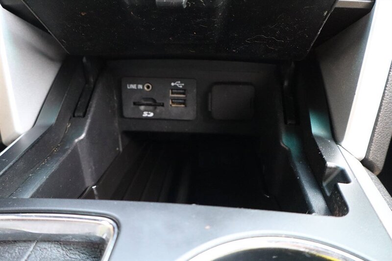 2014 Ford Explorer Limited 4dr SUV - Photo 28 - Hickory, NC 28601