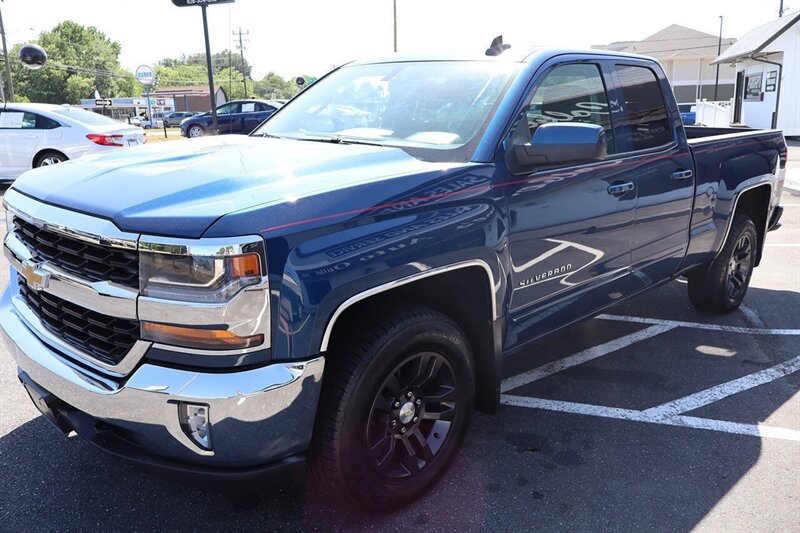 2016 Chevrolet Silverado 1500 LT Z71 4x4 4dr Double Cab 6.5 ft. SB - Photo 5 - Hickory, NC 28601