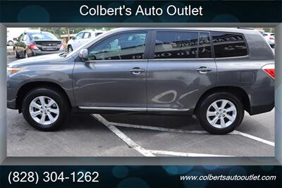 2012 Toyota Highlander SE   - Photo 5 - Hickory, NC 28601